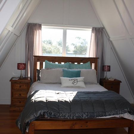 Classic A-Frame On Milford Te Anau Ngoại thất bức ảnh