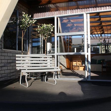 Classic A-Frame On Milford Te Anau Ngoại thất bức ảnh
